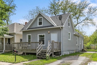 2513 S 10th St, Lincoln, NE 68502