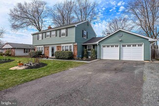 13112 Moss Ranch Ln, Fairfax, VA 22033