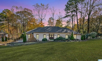 1309 Anglewood Dr, Vestavia, AL 35216