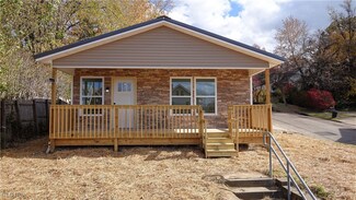 1873 S Main St, Akron, OH 44301