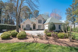 5700 Cary Ridge Dr, Charlotte, NC 28277
