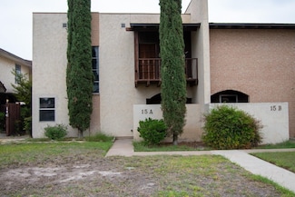 100 Royal Way Dr, Del Rio, TX 78840