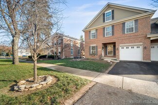 121 N 1st St, Geneva, IL 60134