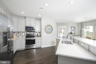 3509 Starlight St Unit 103, Frederick, MD 21704