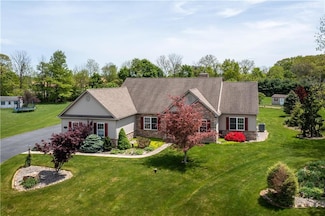 212 Bushkill Ridge Rd, Wind Gap, PA 18091