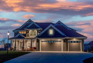 W137N6161 Weyer Farm Ct, Menomonee Falls, WI 53051