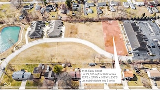 1188 Easy St, Greenwood, IN 46142