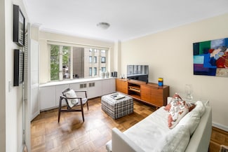 166 E 63rd St Unit 6B, New York, NY 10065