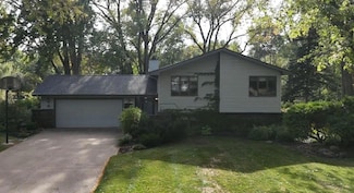 440 River Hills Rd, River Falls, WI 54022