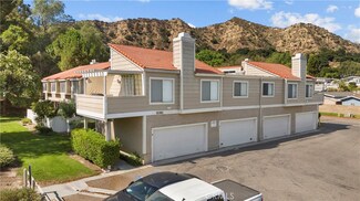 31361 The Old Rd Unit D, Castaic, CA 91384