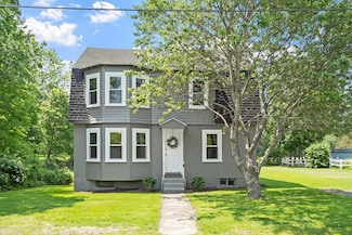 136 Narrow Ln, Lancaster, MA 01523