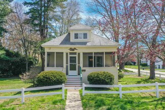 124 Melbourne St, Portsmouth, NH 03801