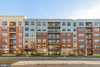 9555 Saintsbury Dr Unit 503, Fairfax, VA 22031