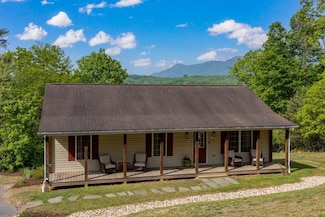 101 Angie Ct, Rileyville, VA 22650