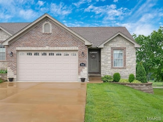 906 Q Ave, Saint Clair, MO 63077