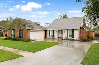 5242 Bull Run Dr, Baton Rouge, LA 70817