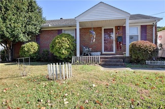 411 Bertha Ln, Portsmouth, VA 23701
