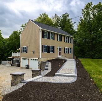 422 High St, Boscawen, NH 03303