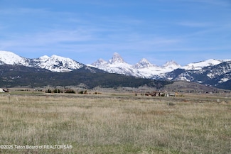 1108 Stillwater Loop, Tetonia, ID 83452