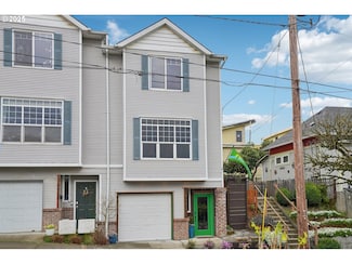 6922 N Burlington Ave, Portland, OR 97203
