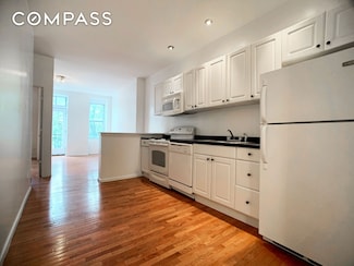 327 E 116th St Unit 3, New York, NY 10029