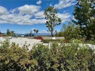 22385 Macfarlane Dr, Woodland Hills, CA 91364
