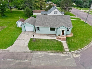 400 Lafayette Ave S, Fulda, MN 56131