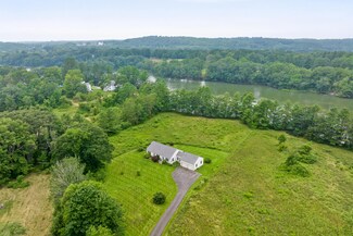 12 Tobys Way, Damariscotta, ME 04543