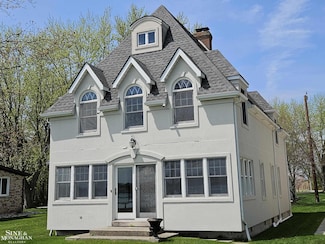 7765 S River Rd, Marine City, MI 48039