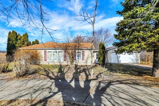 1230 W Western Rd, New Castle, IN 47362
