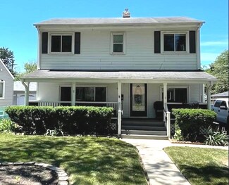 36 N Addison Rd, Villa Park, IL 60181