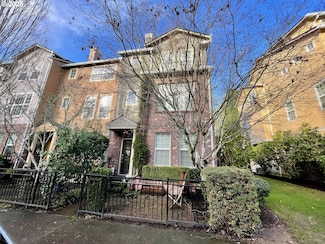 6023 NE Alder St, Hillsboro, OR 97124