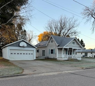 823 Graham Ave, Antigo, WI 54409