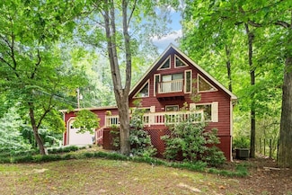 1133 Callahan Dr SE, Dalton, GA 30721