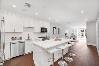 480 W Broadway Unit 301/11, Boston, MA 02127