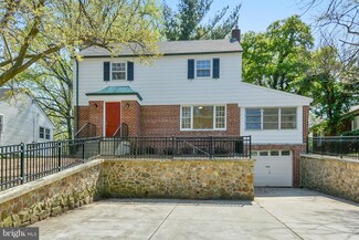 4608 Strathmore Ave, Garrett Park, MD 20896