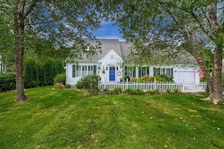 25 Harris Hill Rd, East Falmouth, MA 02536