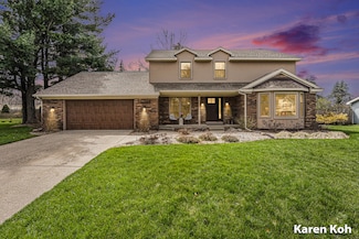 7668 Apple Hill Ct SE, Ada, MI 49301
