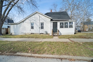 1102 N Lee St, Bloomington, IL 61701