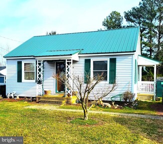 108 Roe St, Greensboro, MD 21639