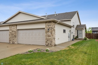 1880 6th St W, West Fargo, ND 58078