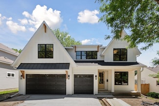 5625 Chowen Ave S, Edina, MN 55410