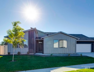 2954 N Rivington Ave, Eagle, ID 83616