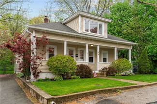 30 Hebert St, Coventry, RI 02816