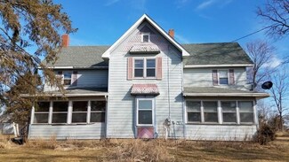 14805 Edwardsville Rd, Winnebago, IL 61088