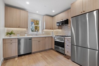 104 Jamaica St Unit B, Jamaica Plain, MA 02130