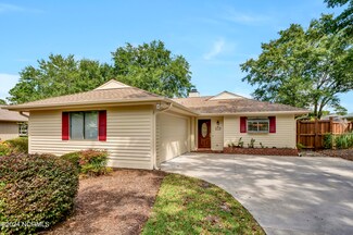 1207 Two Mile Cir W, Wilmington, NC 28405