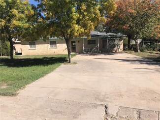 13117 Marnia St, Clint, TX 79836