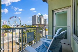 102 Cape Fear Blvd Unit 204, Carolina Beach, NC 28428