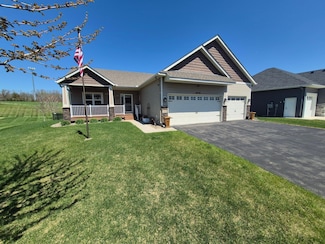 319 Art St NW, New Prague, MN 56071